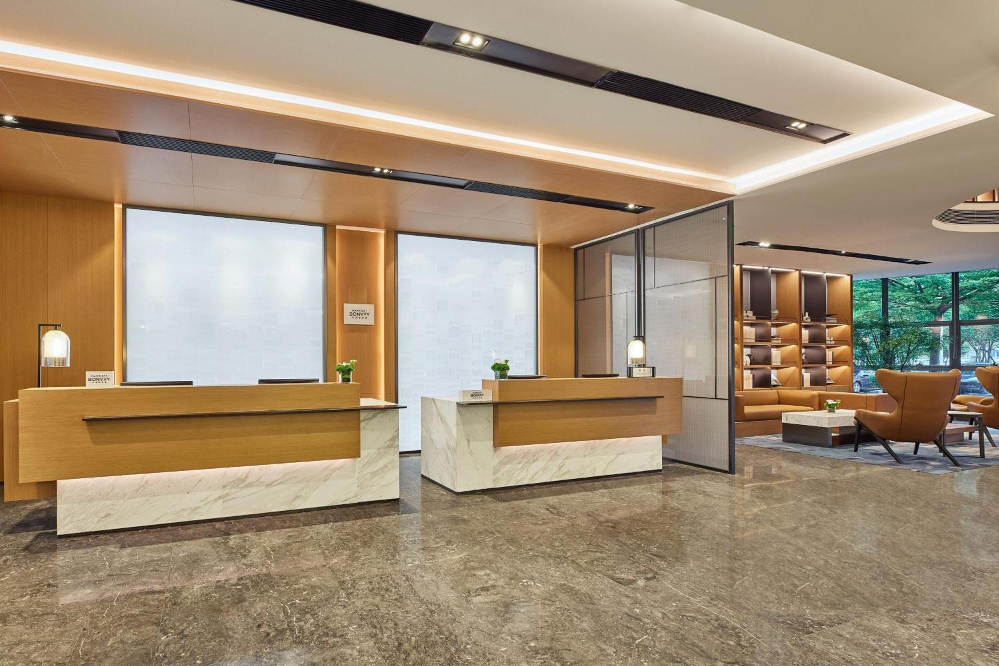 Fairfield By Marriott Guangzhou Konggang Hotel Exterior photo
